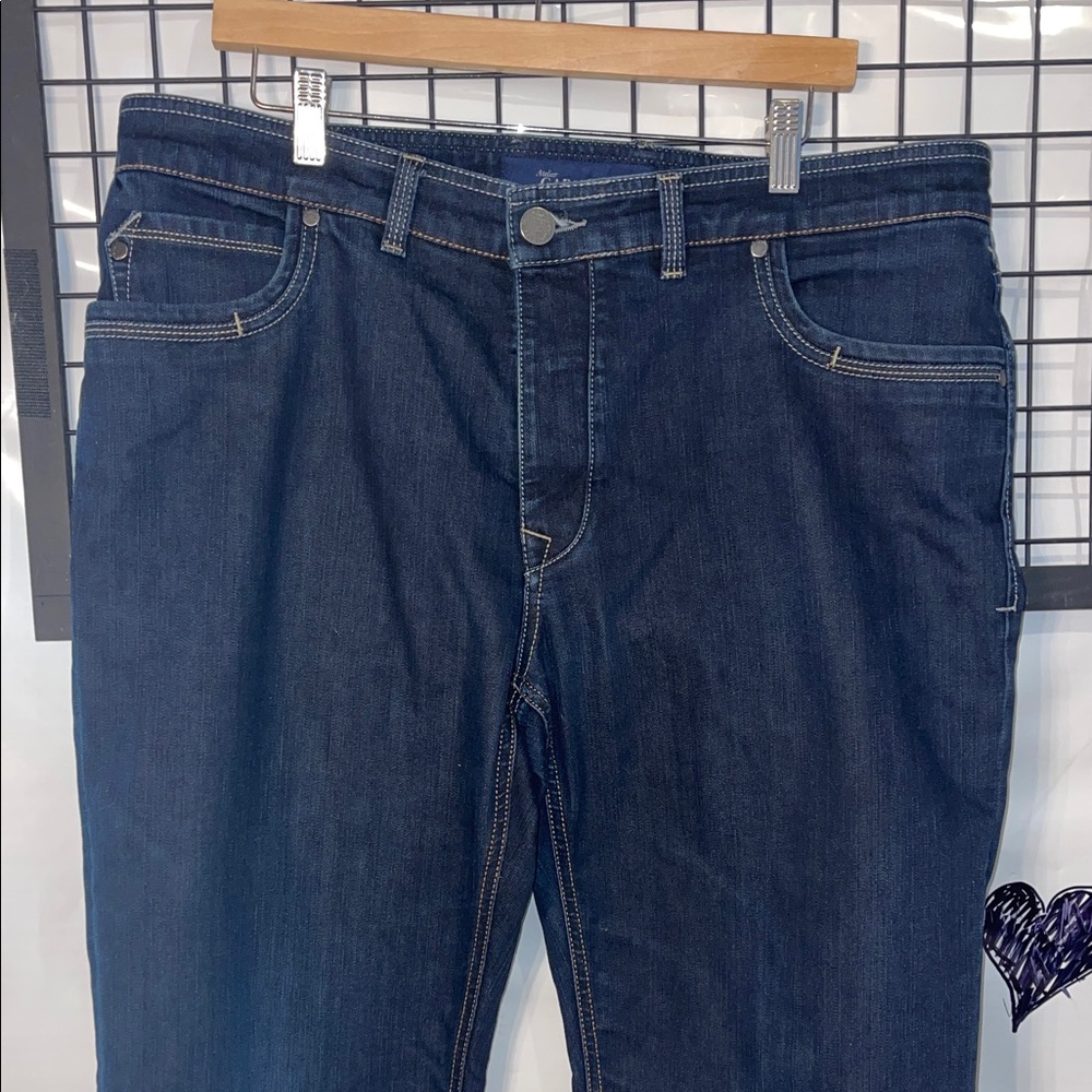 Atelier Gardeur dark wash blue jeans